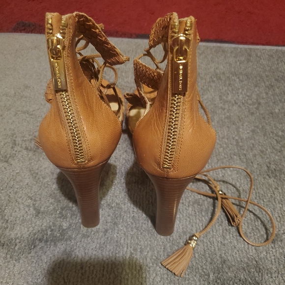 Michael Kors 👠 Monterey platform lace up heels with woven leather straps. - Picture 13 of 14